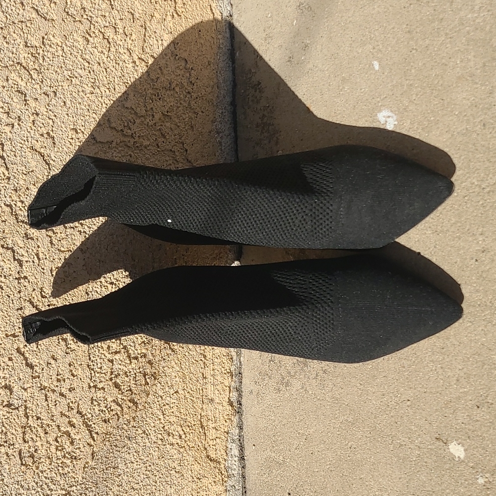 Black texture sock bootie